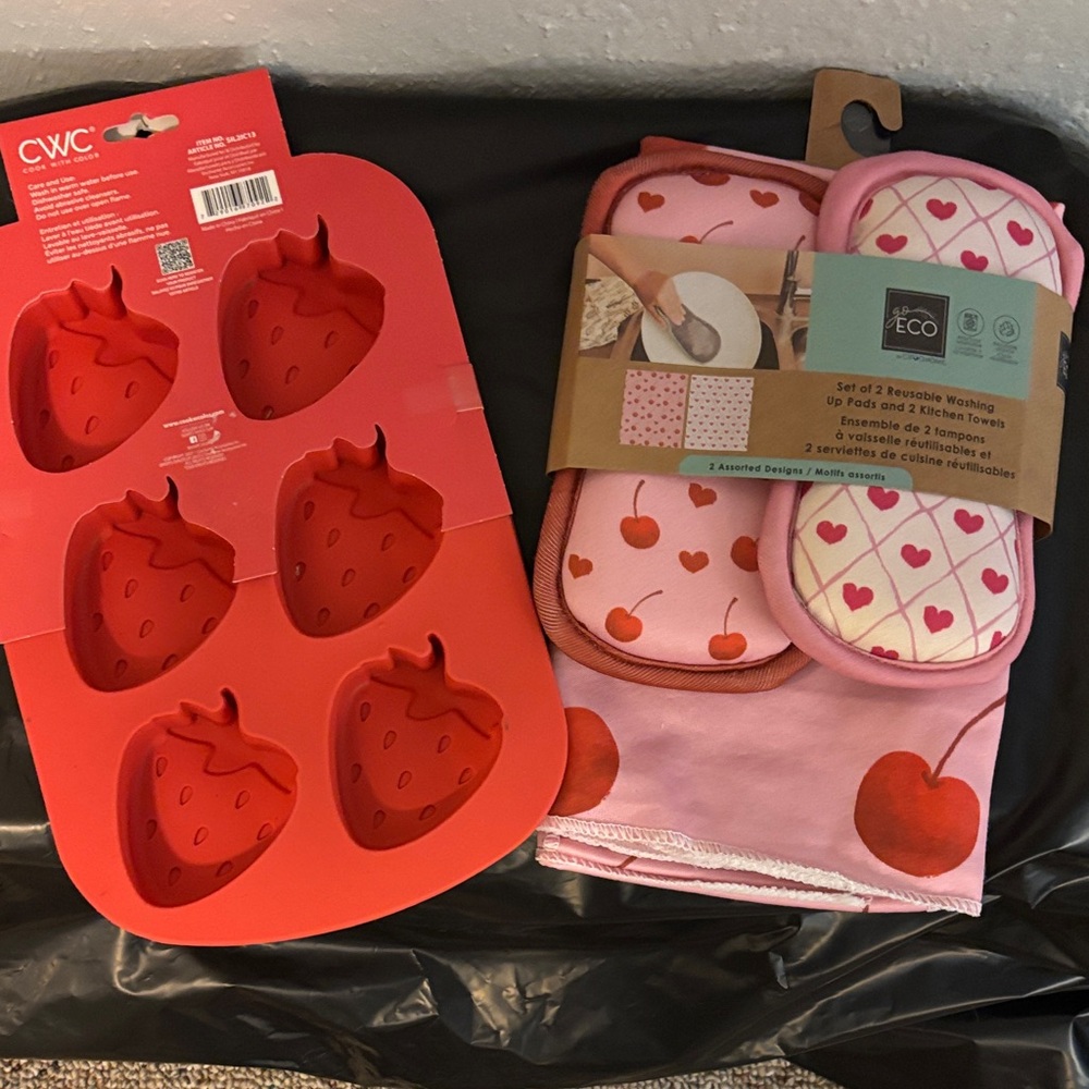 Strawberry Silicone Mold and Cherry Kitchen Set